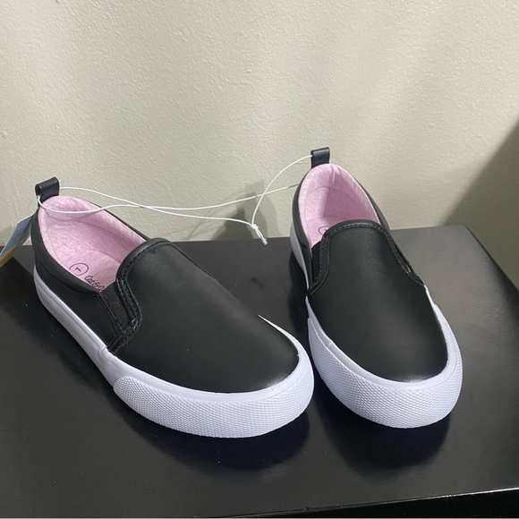 NEW- Girls Hailey Slip-On Sneakers - Cat & Jack - Size 1 Color Black/purple - Picture 1 of 8